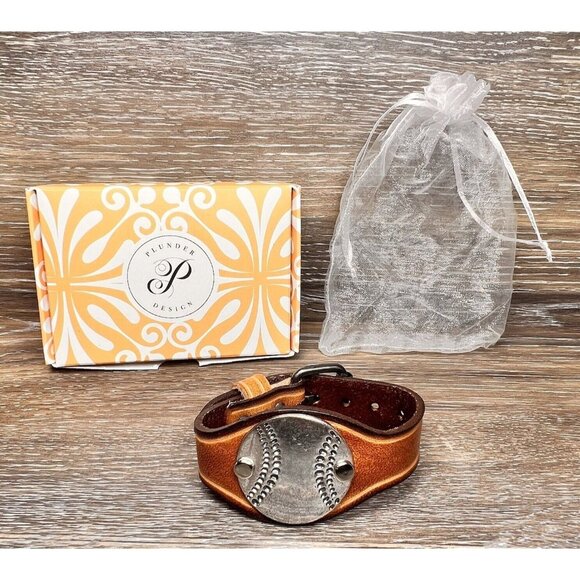 Plunder Design Trendy Fashion Jewelry Mini Baseball Cuff Buckle Leather Bracelet - Picture 1 of 8